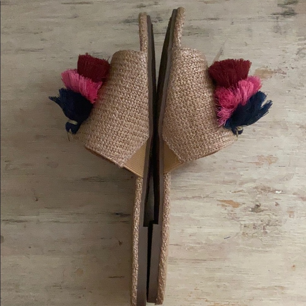 Sandals - Picture 2 of 4